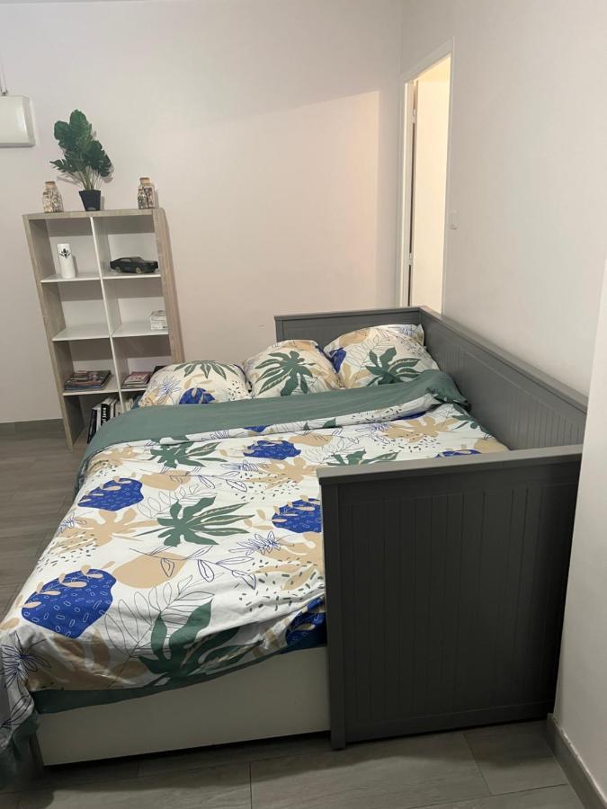 Appartement Pres De La Defense Nanterre Esterno foto